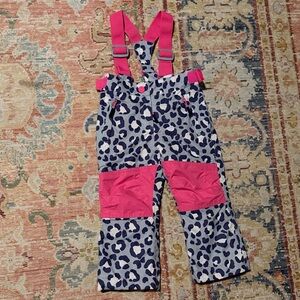 Mini Boden Kids snow pants in Leopard and Pink